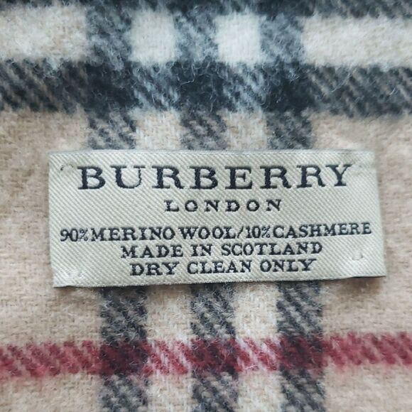 Burberry Classic Beige Black Check Chic Quiet Luxury Classic Cashmere Wool Scarf - Picture 3 of 6